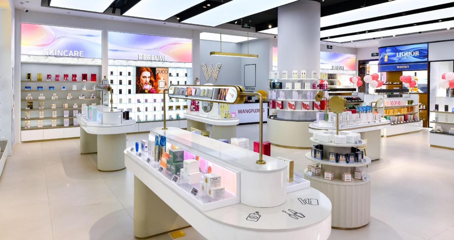 博天堂918全球购跨境体验店北京燕莎奥莱店
